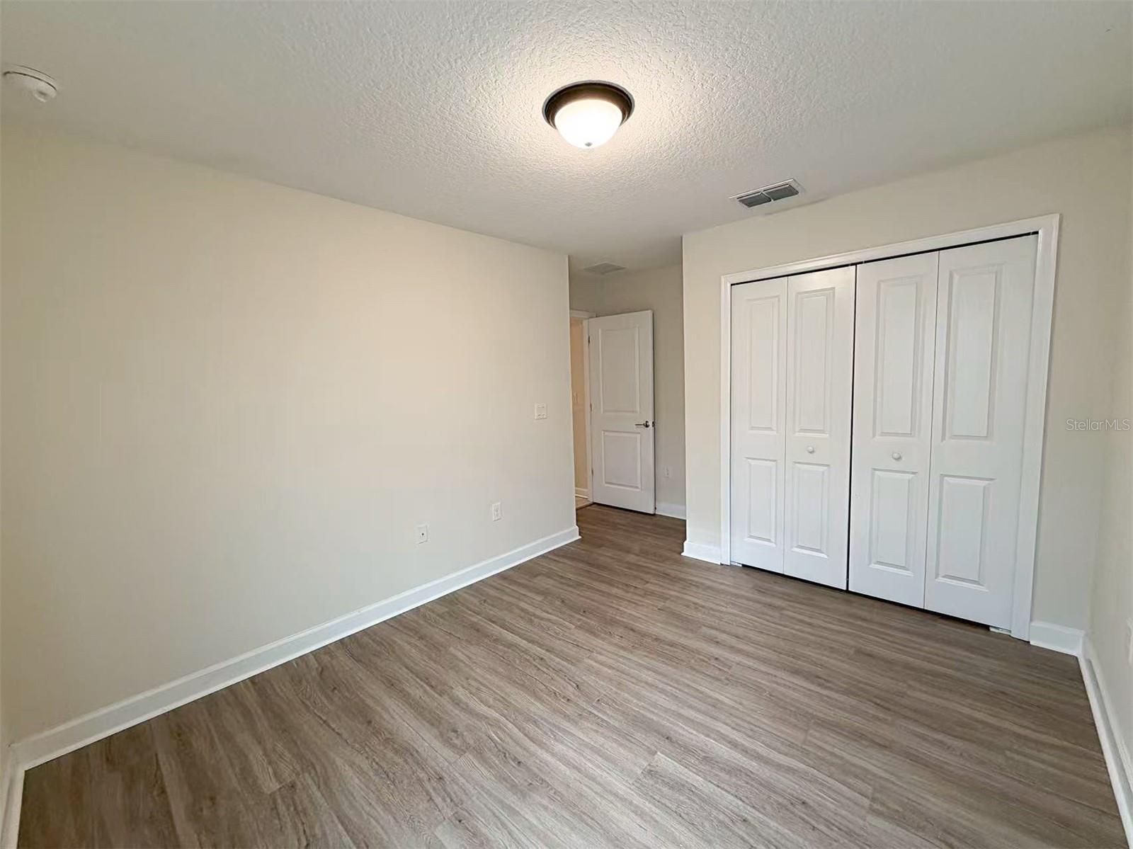 Image 18 of 52 For 416 Andrea Circle