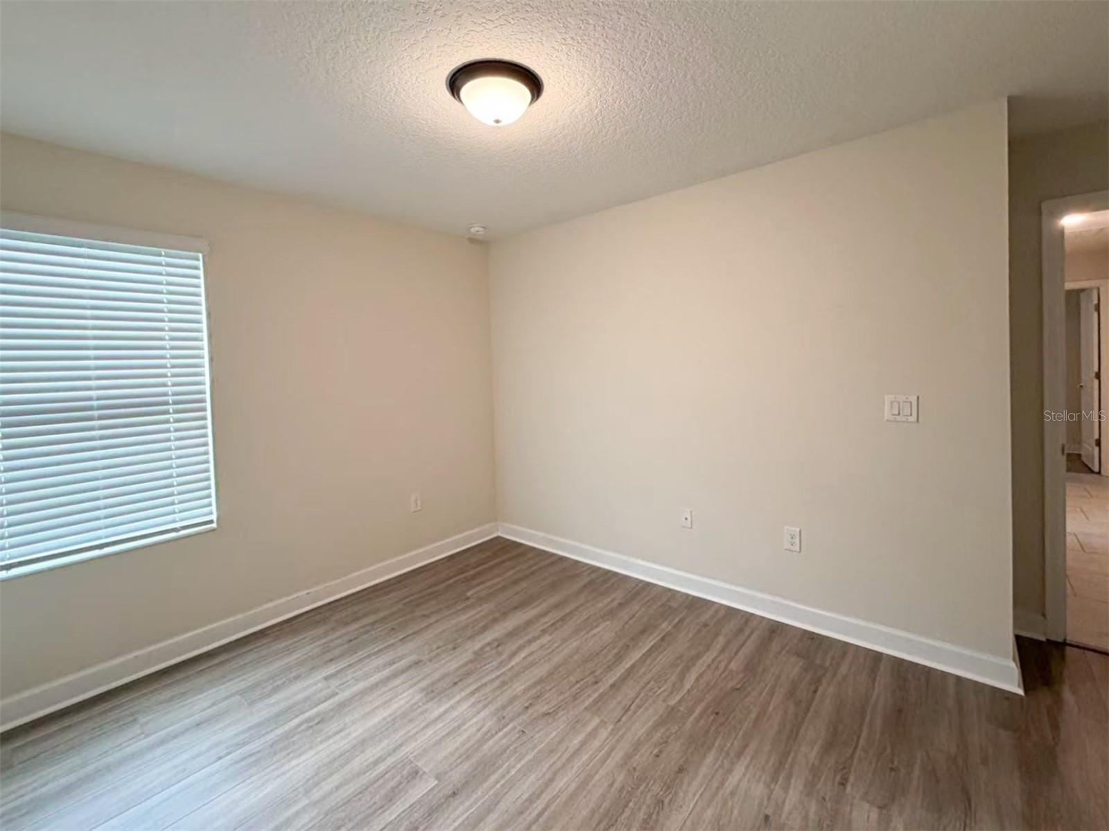 Image 19 of 52 For 416 Andrea Circle