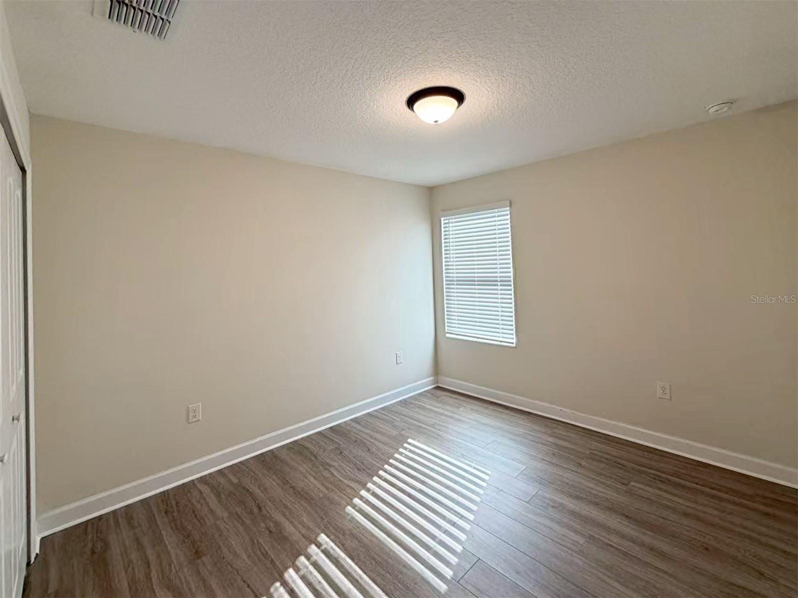 Image 21 of 52 For 416 Andrea Circle