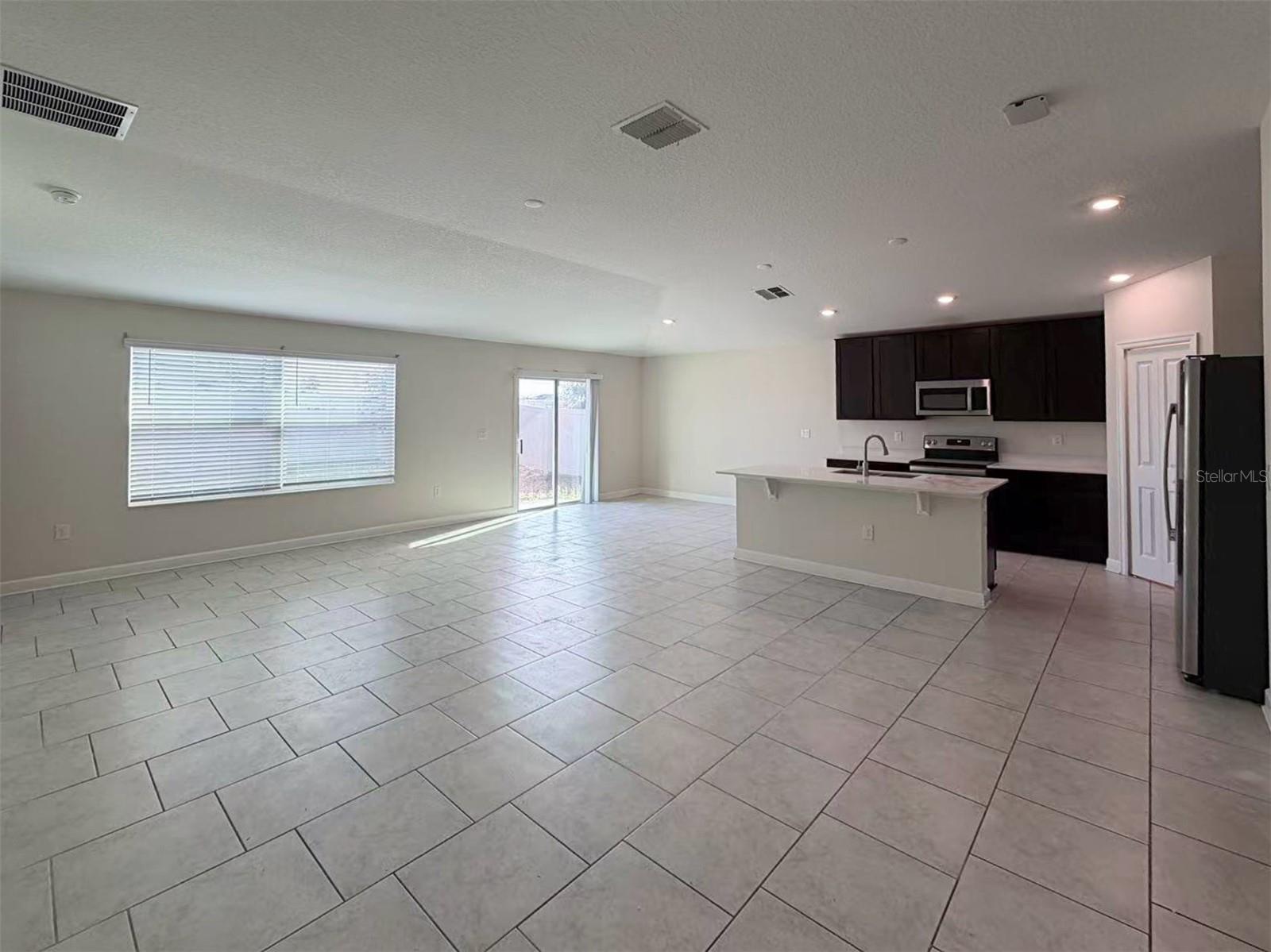 Image 29 of 52 For 416 Andrea Circle