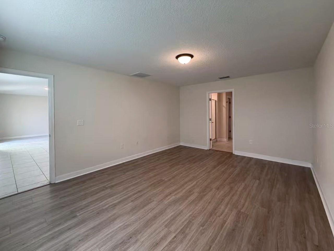 Image 35 of 52 For 416 Andrea Circle