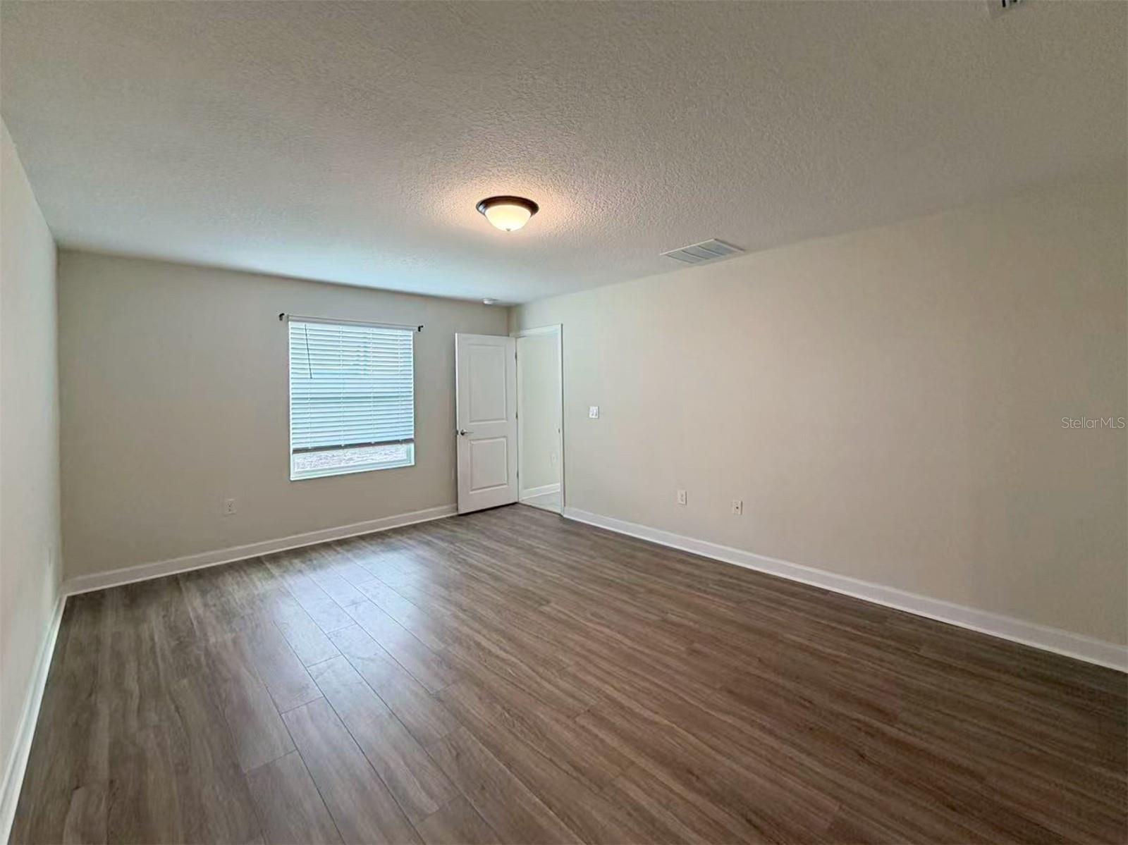 Image 36 of 52 For 416 Andrea Circle