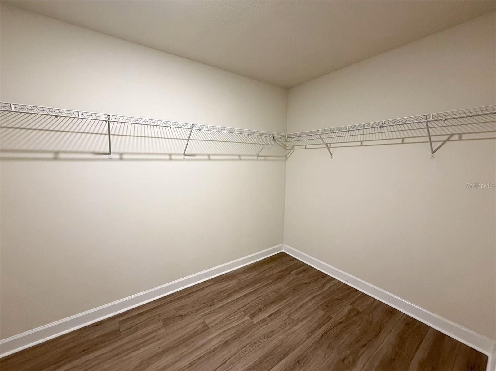 Image 42 of 52 For 416 Andrea Circle