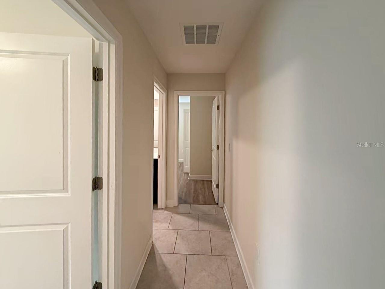 Image 5 of 52 For 416 Andrea Circle