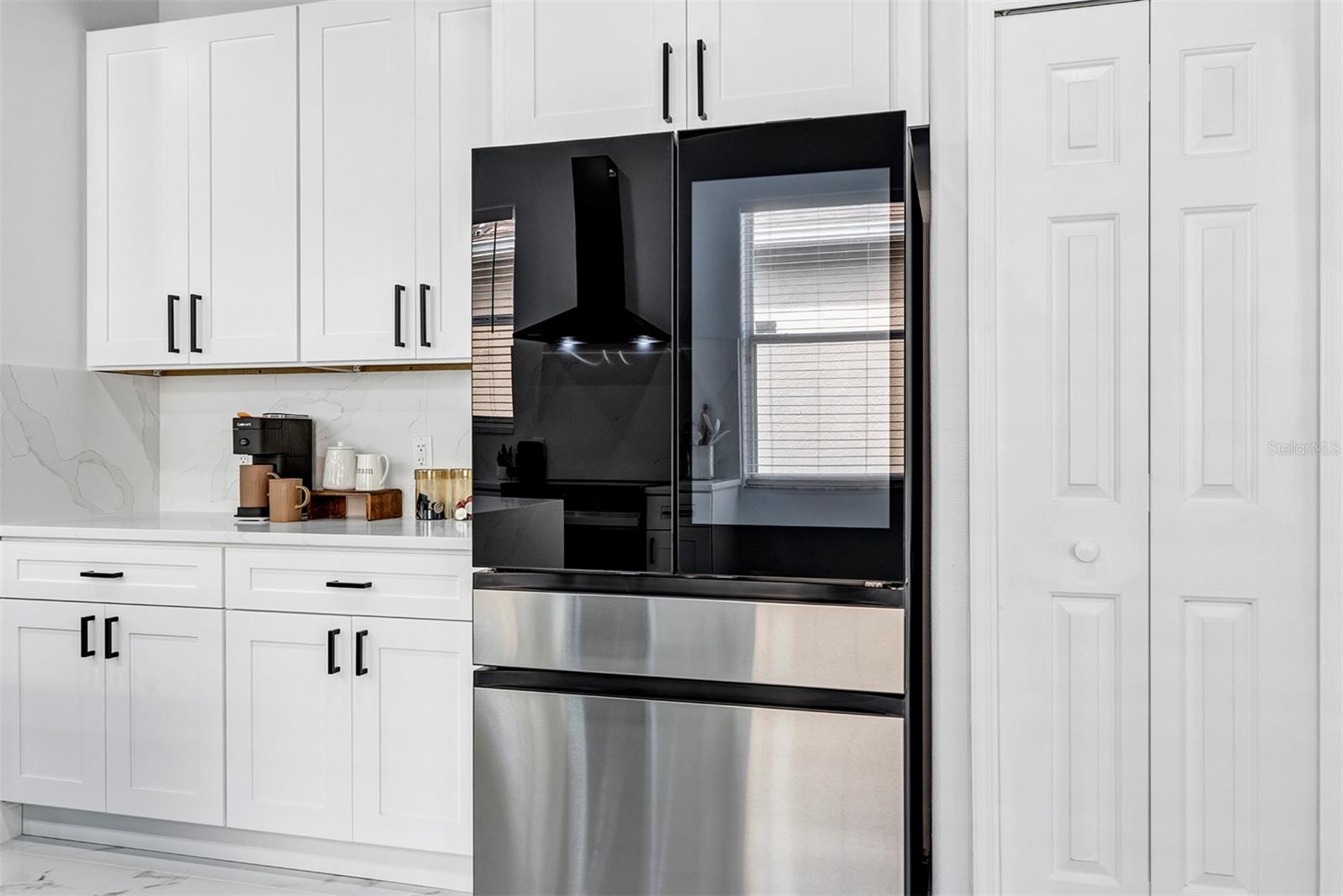 Image 19 of 52 For 1829 Snaresbrook Way