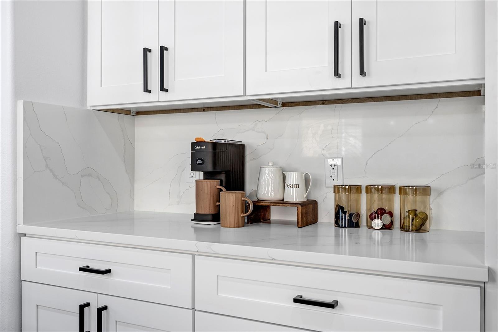 Image 20 of 52 For 1829 Snaresbrook Way