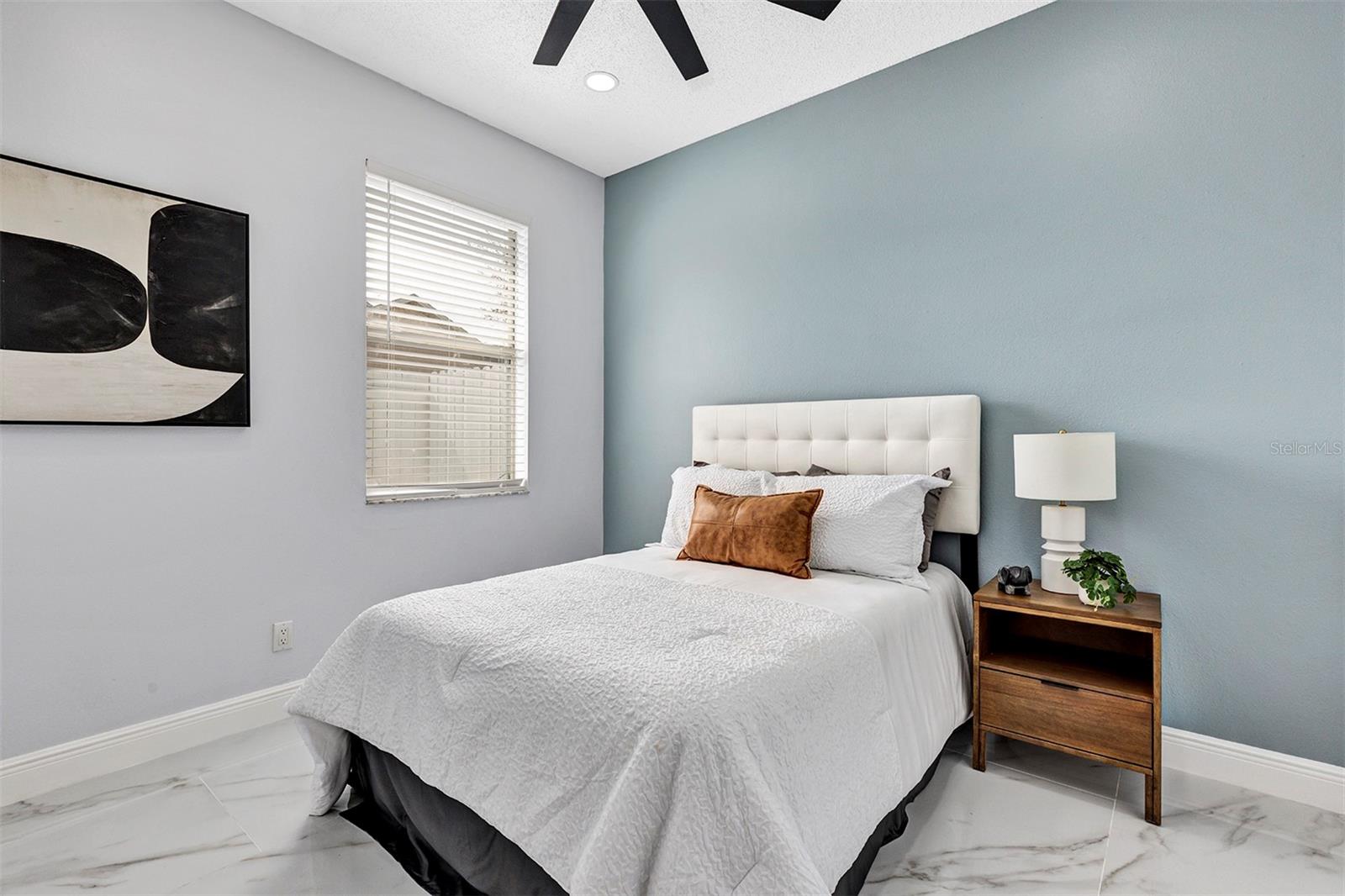 Image 31 of 52 For 1829 Snaresbrook Way