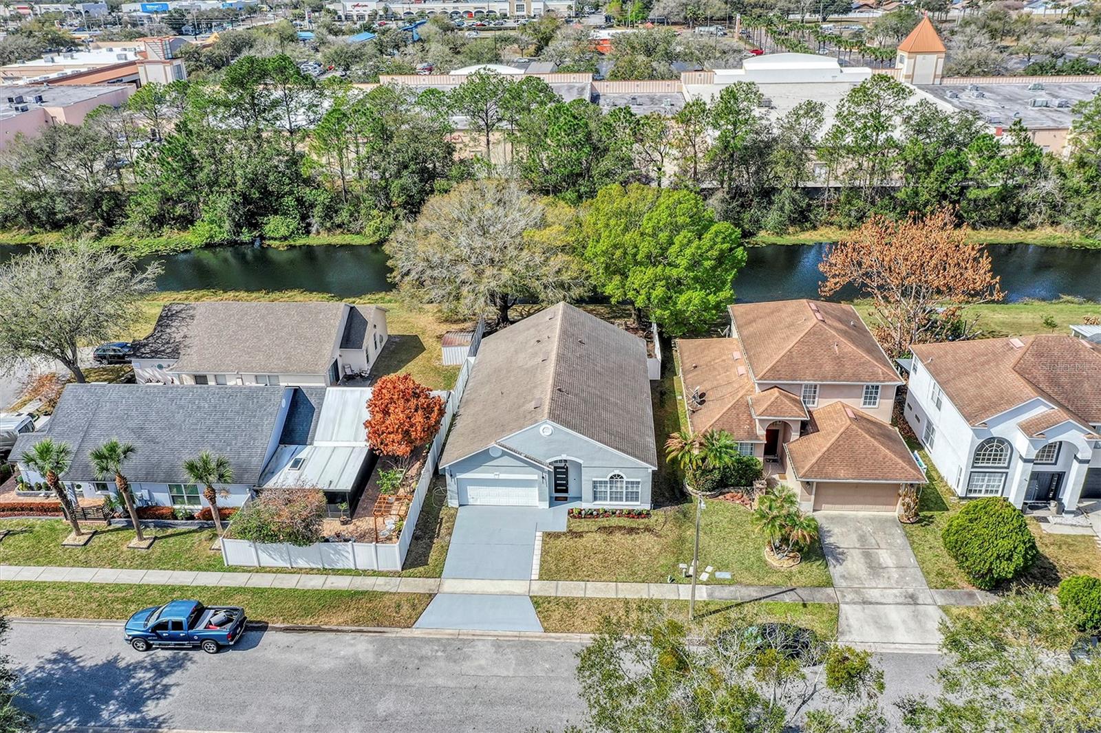 Image 43 of 52 For 1829 Snaresbrook Way