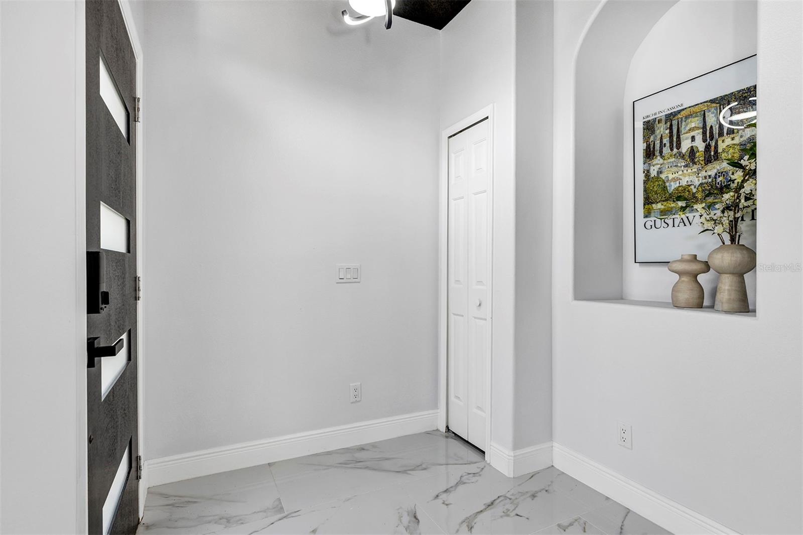 Image 9 of 52 For 1829 Snaresbrook Way