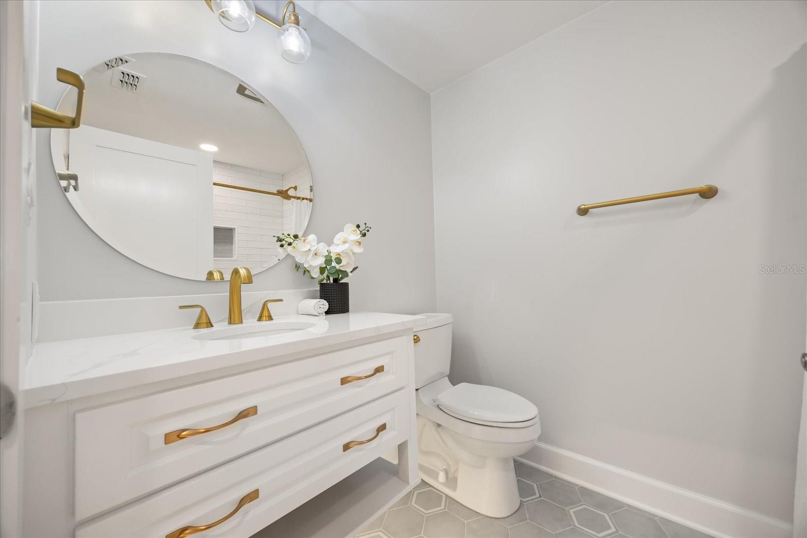 Image 26 of 42 For 4311 Waterfront Parkway