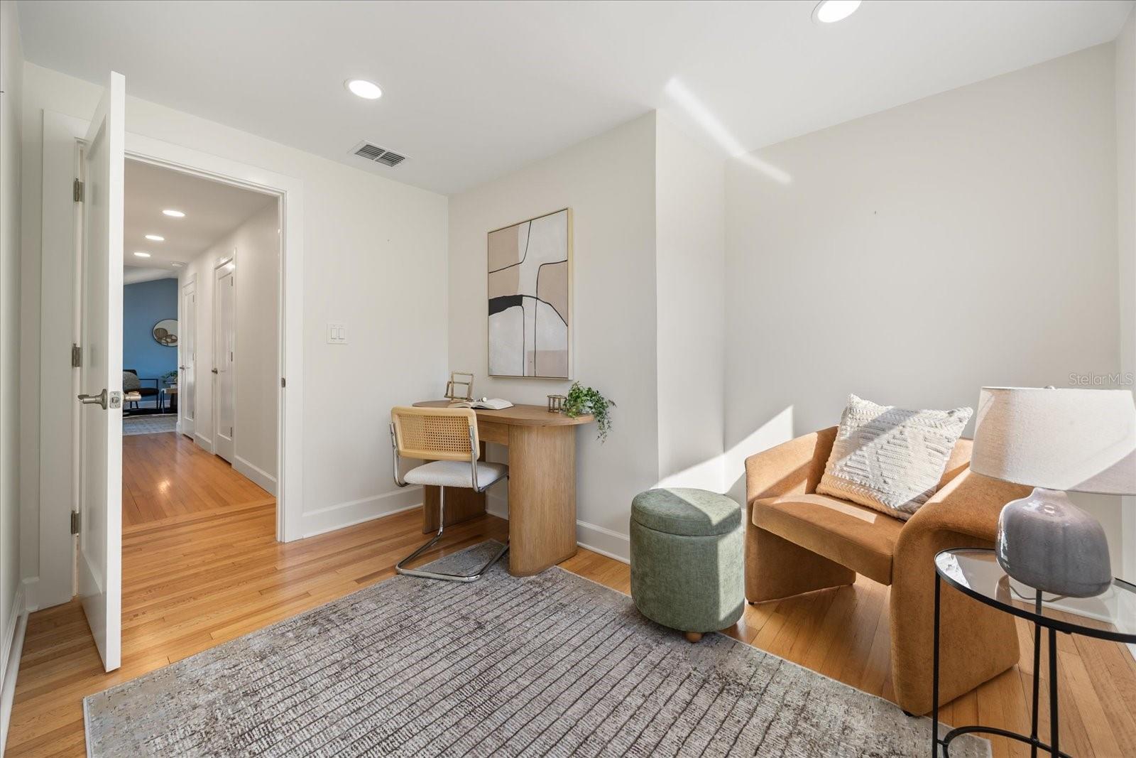 Image 29 of 42 For 4311 Waterfront Parkway