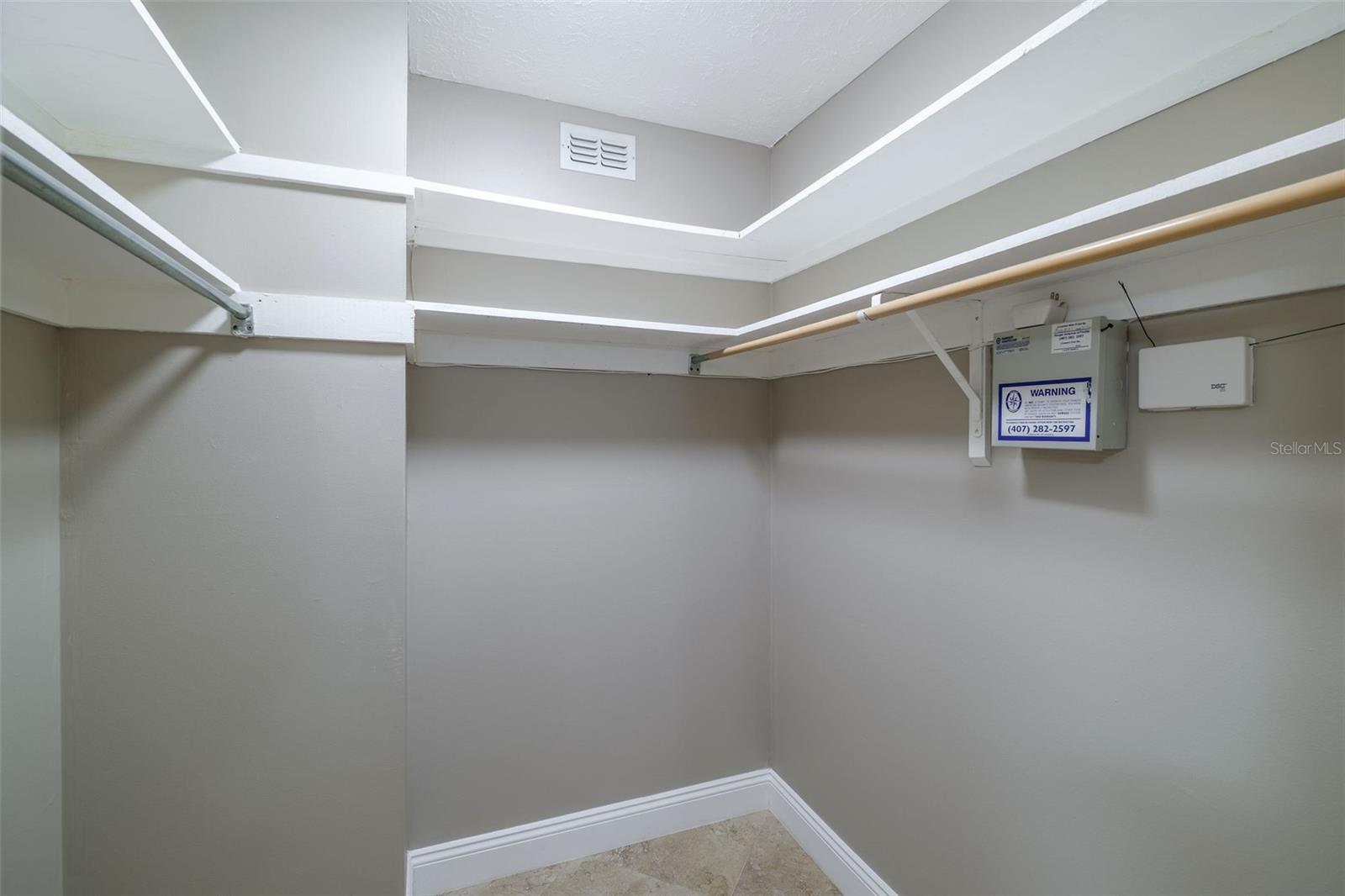 Image 22 of 31 For 4388 Lake Underhill Road 21c2