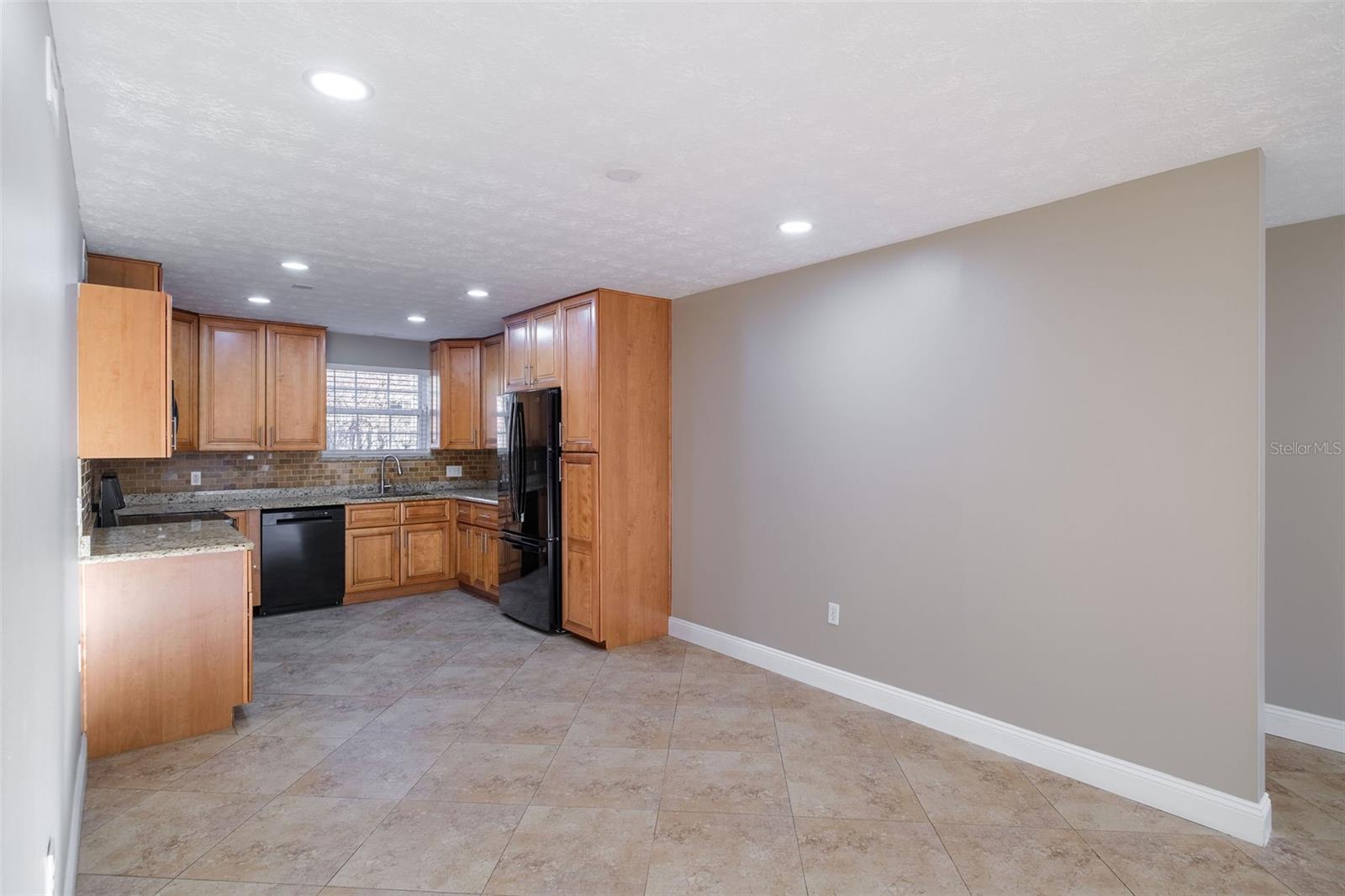 Image 6 of 31 For 4388 Lake Underhill Road 21c2