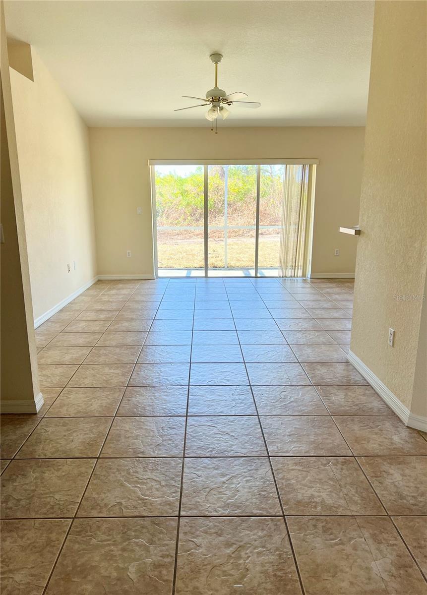 Image 8 of 12 For 6795 David Boulevard A