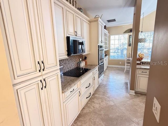 Image 30 of 64 For 7912 Courtleigh Drive