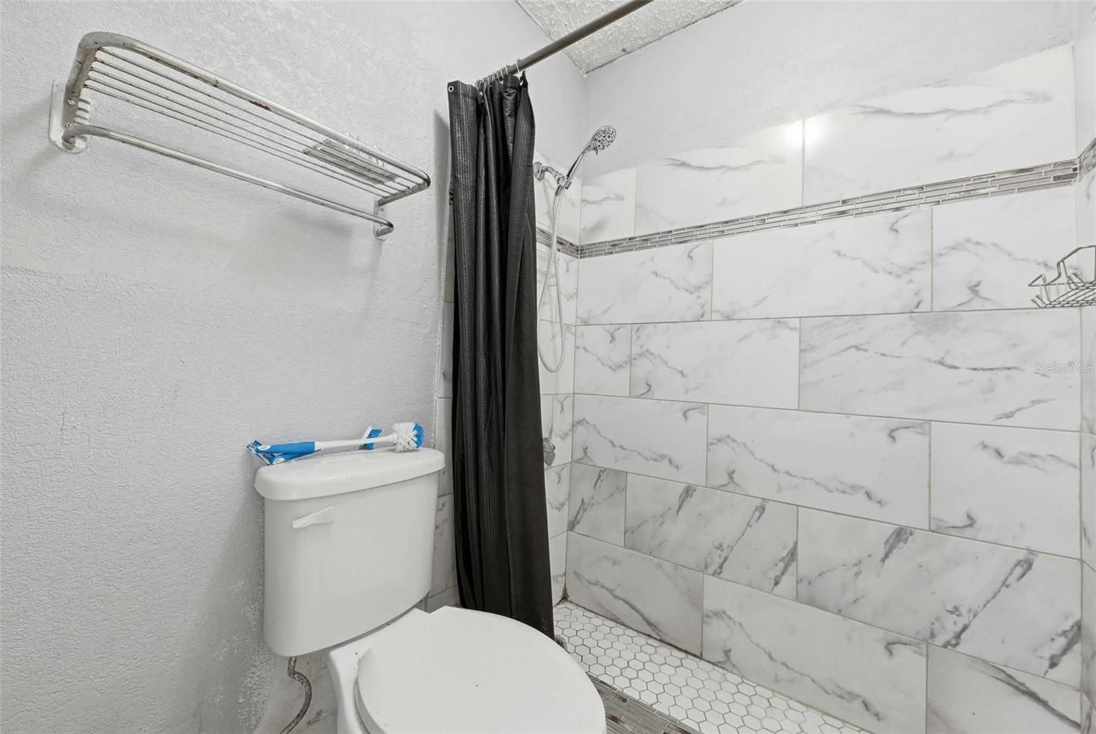 Image 11 of 21 For 43420 Highway 27  140