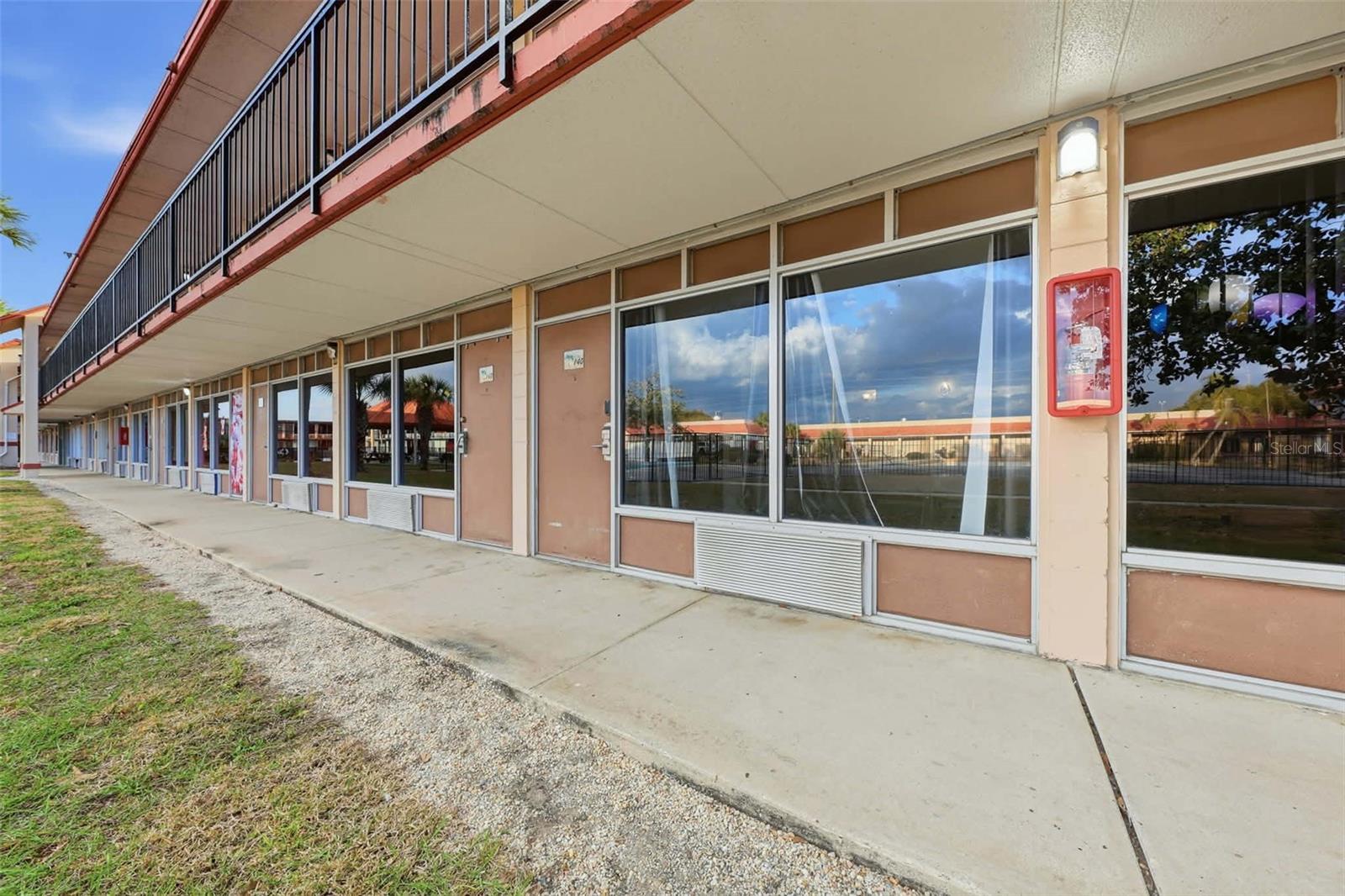 Image 2 of 21 For 43420 Highway 27  140