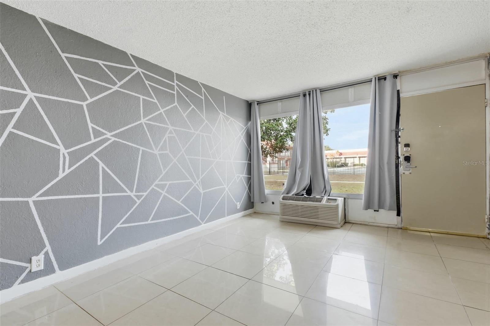 Image 3 of 21 For 43420 Highway 27  140