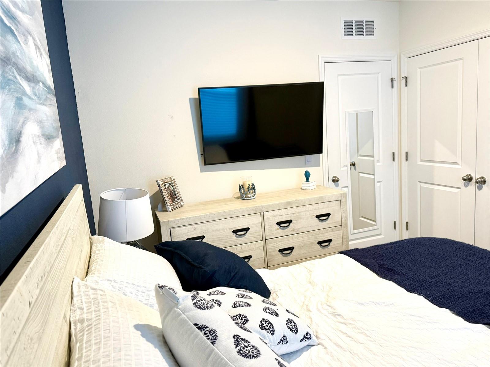 Image 35 of 41 For 32364 Turtle Grace Loop