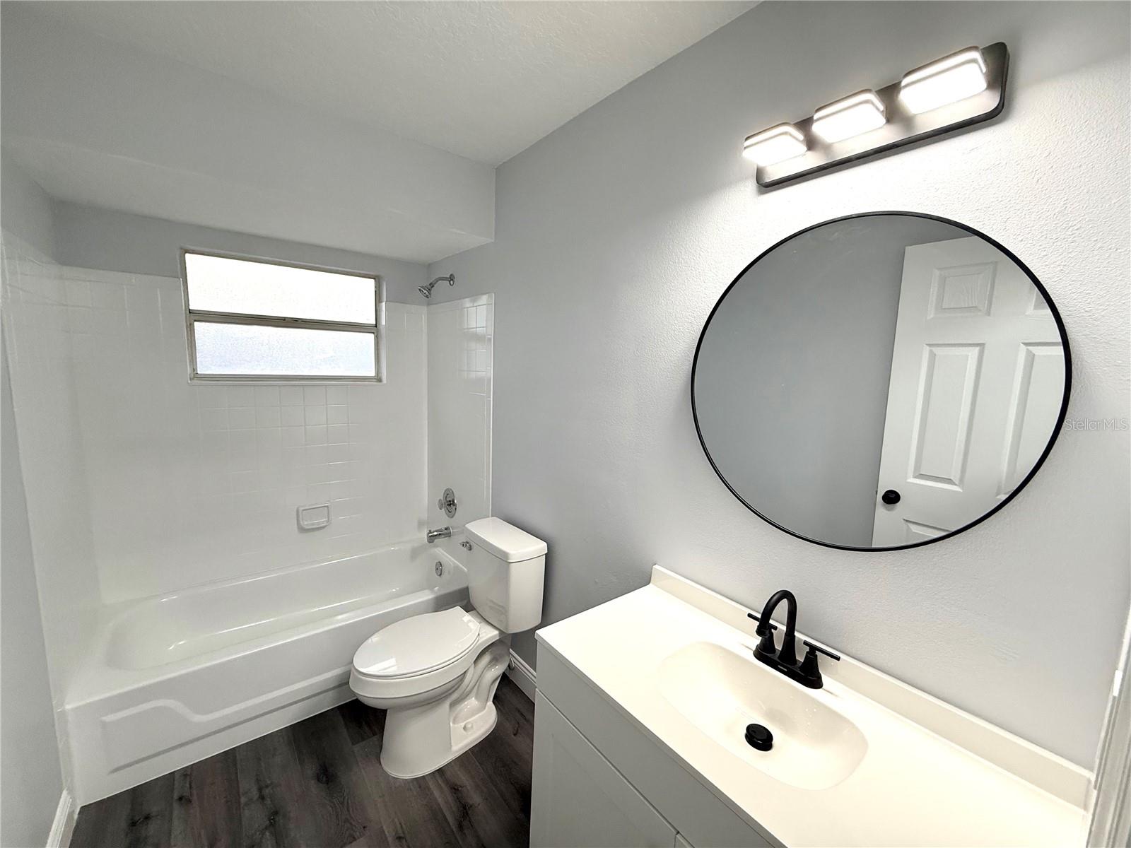 Image 18 of 30 For 2419 Liela Lee Court