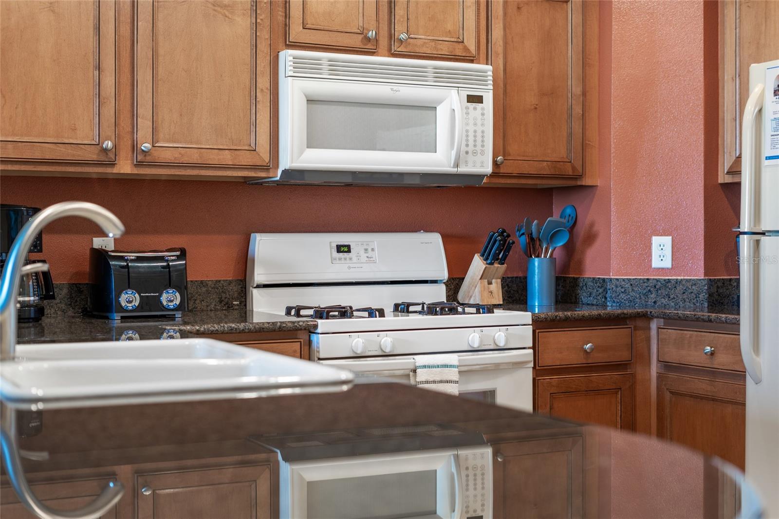 Image 12 of 45 For 1597 Heritage Crossing Court 302