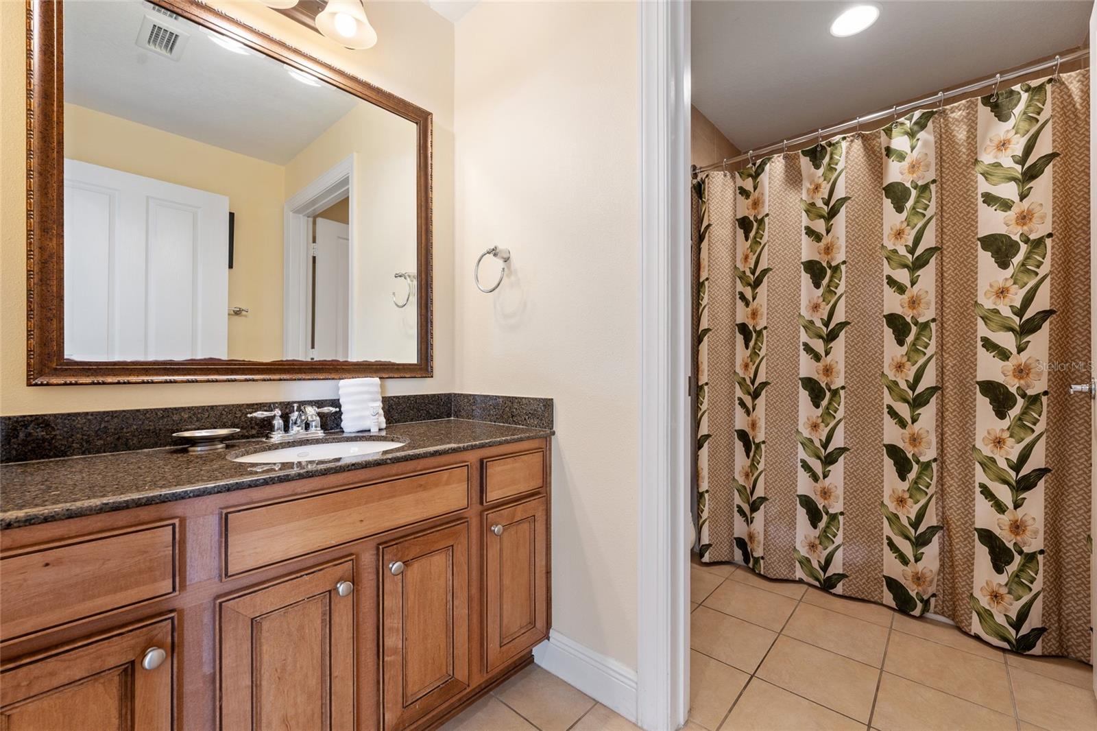 Image 22 of 45 For 1597 Heritage Crossing Court 302