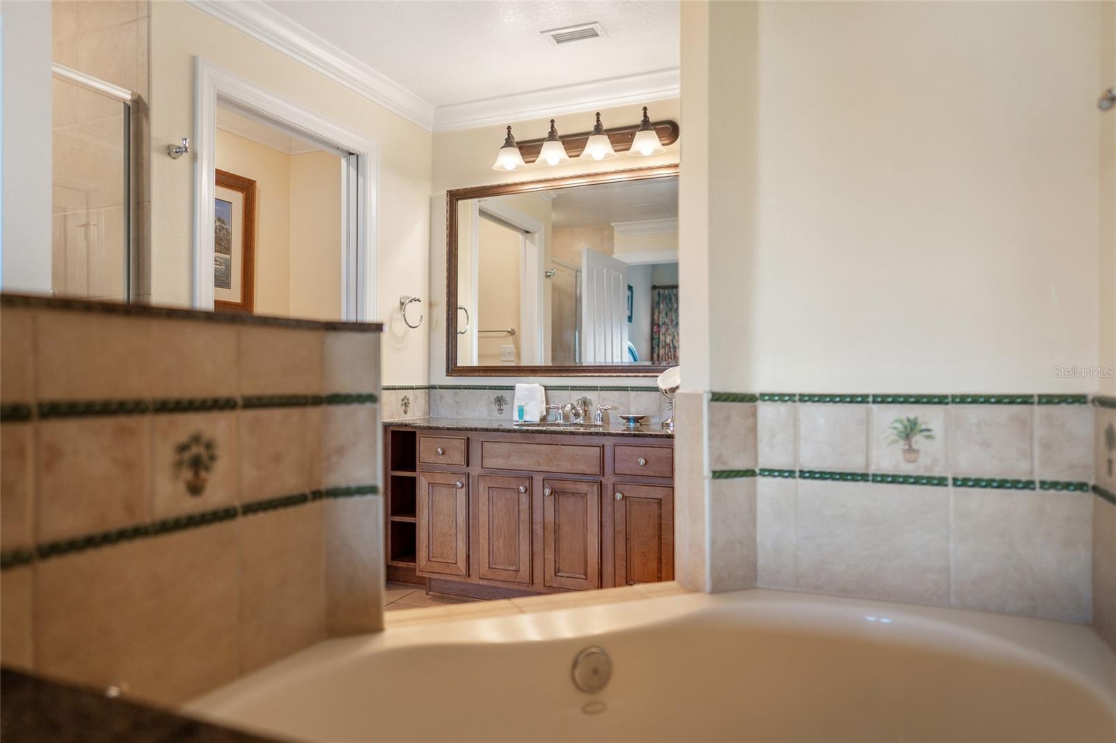 Image 24 of 45 For 1597 Heritage Crossing Court 302