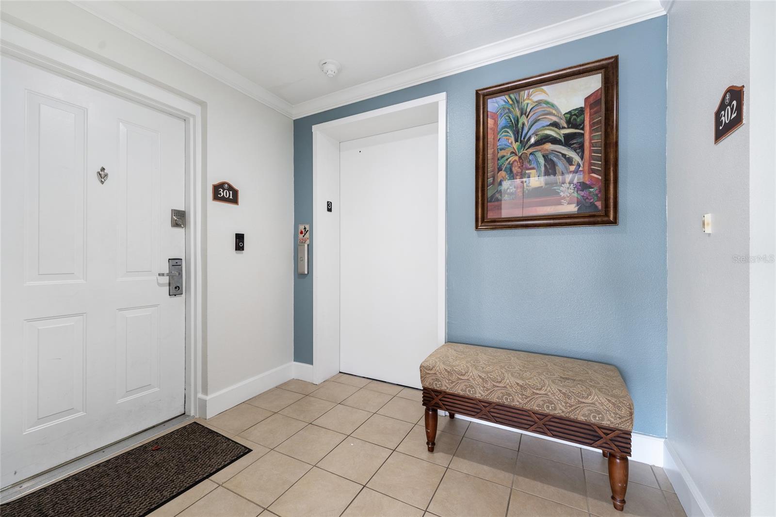 Image 6 of 45 For 1597 Heritage Crossing Court 302