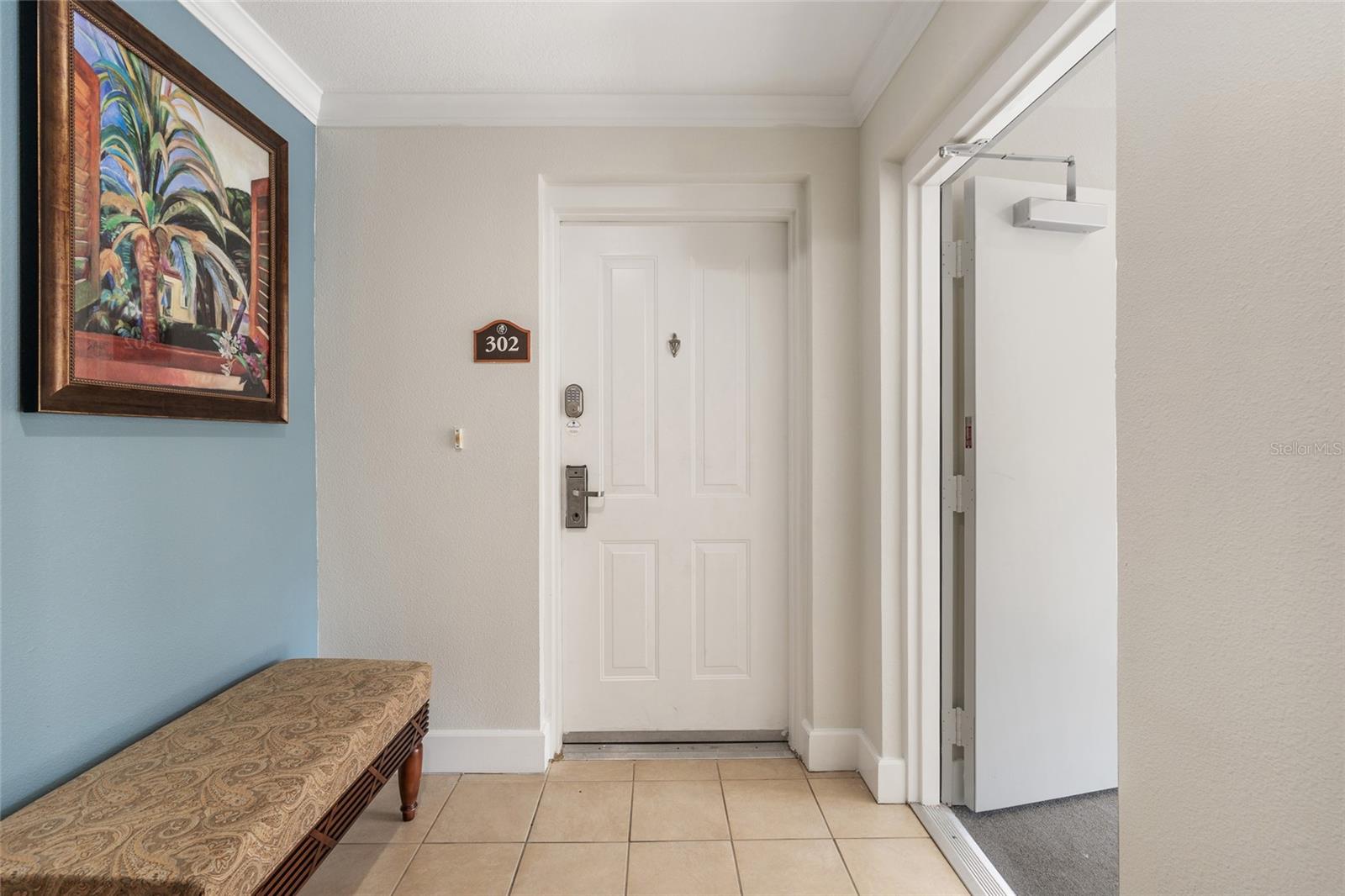 Image 7 of 45 For 1597 Heritage Crossing Court 302