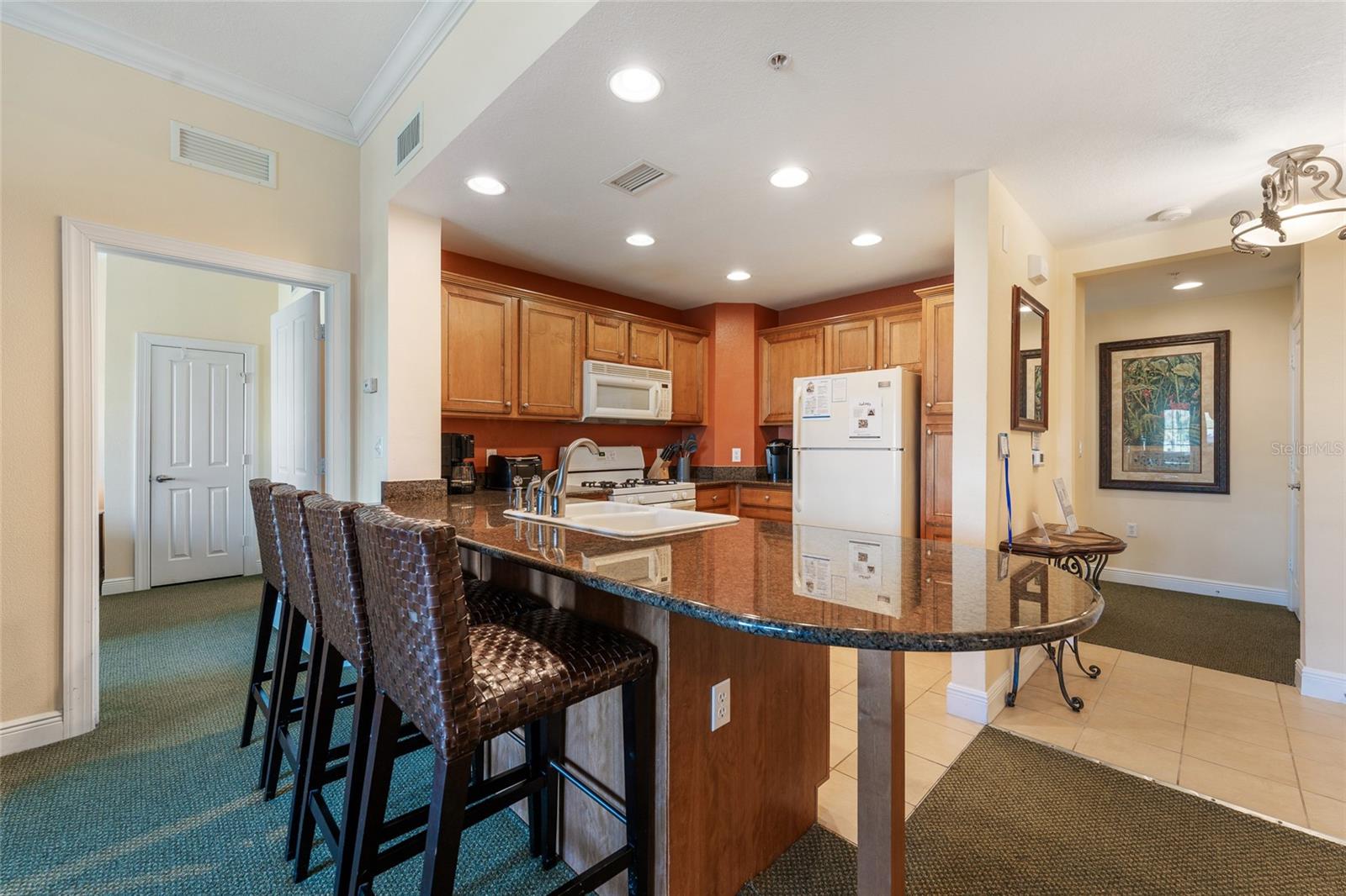 Image 8 of 45 For 1597 Heritage Crossing Court 302