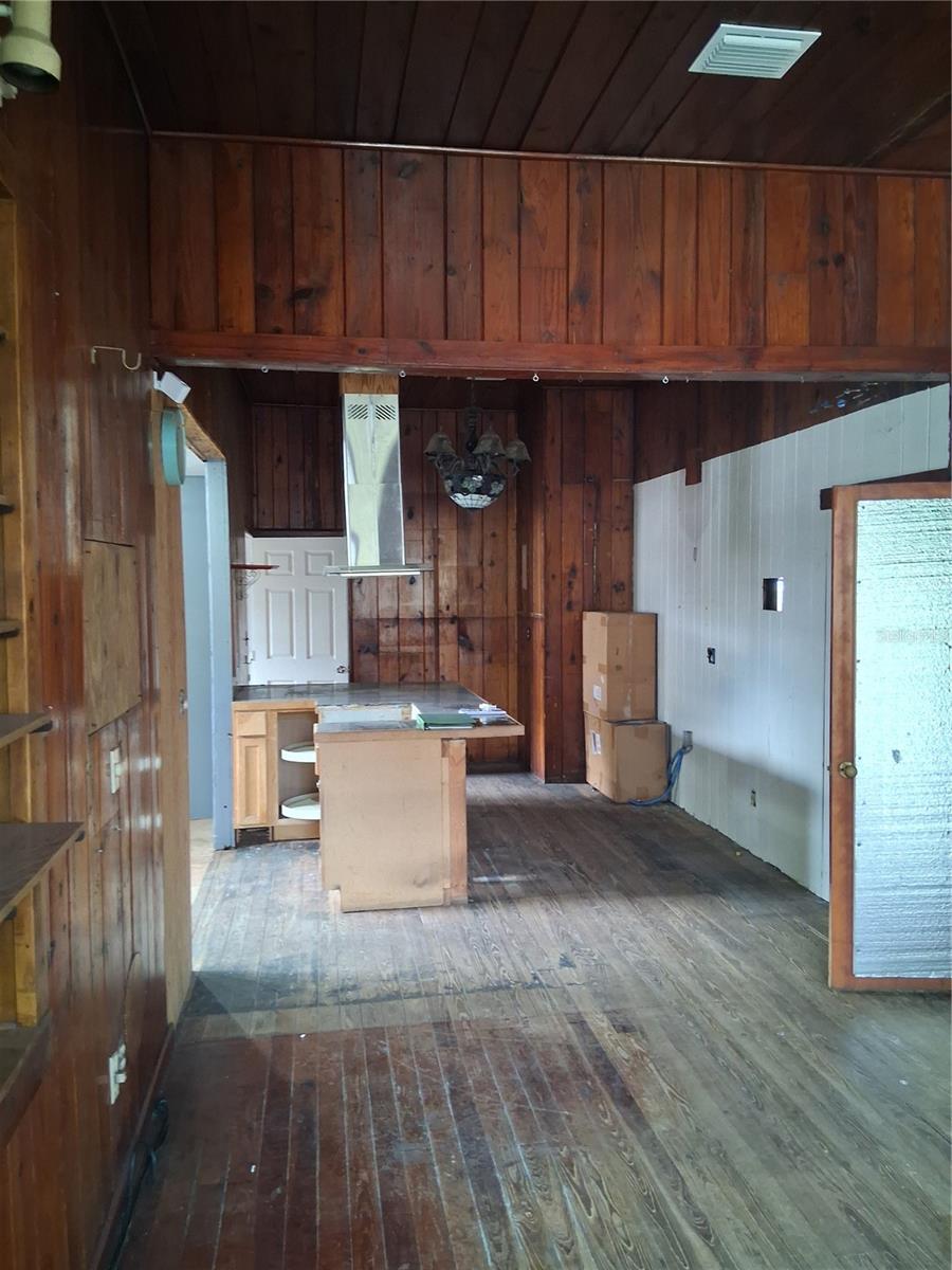 Image 10 of 22 For 9328 7th Avenue