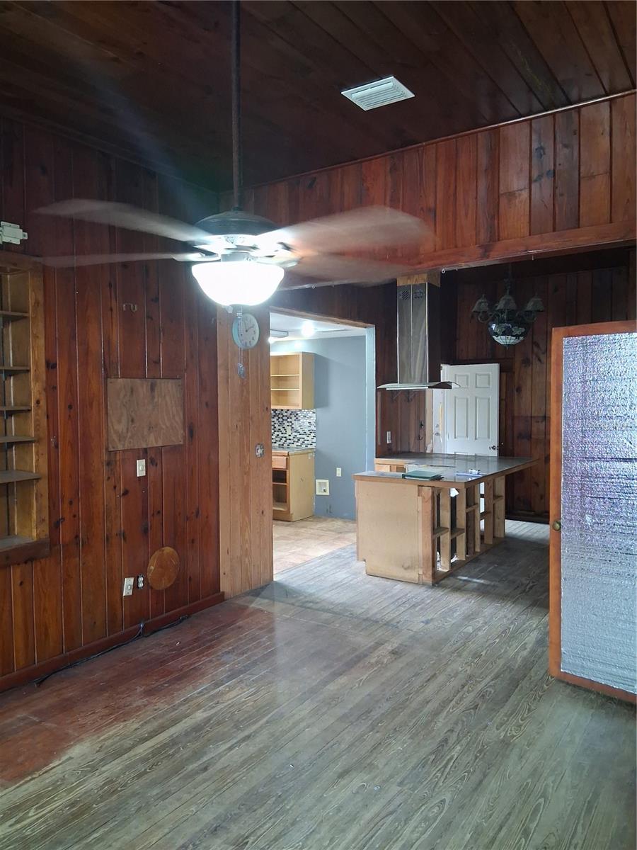 Image 11 of 22 For 9328 7th Avenue