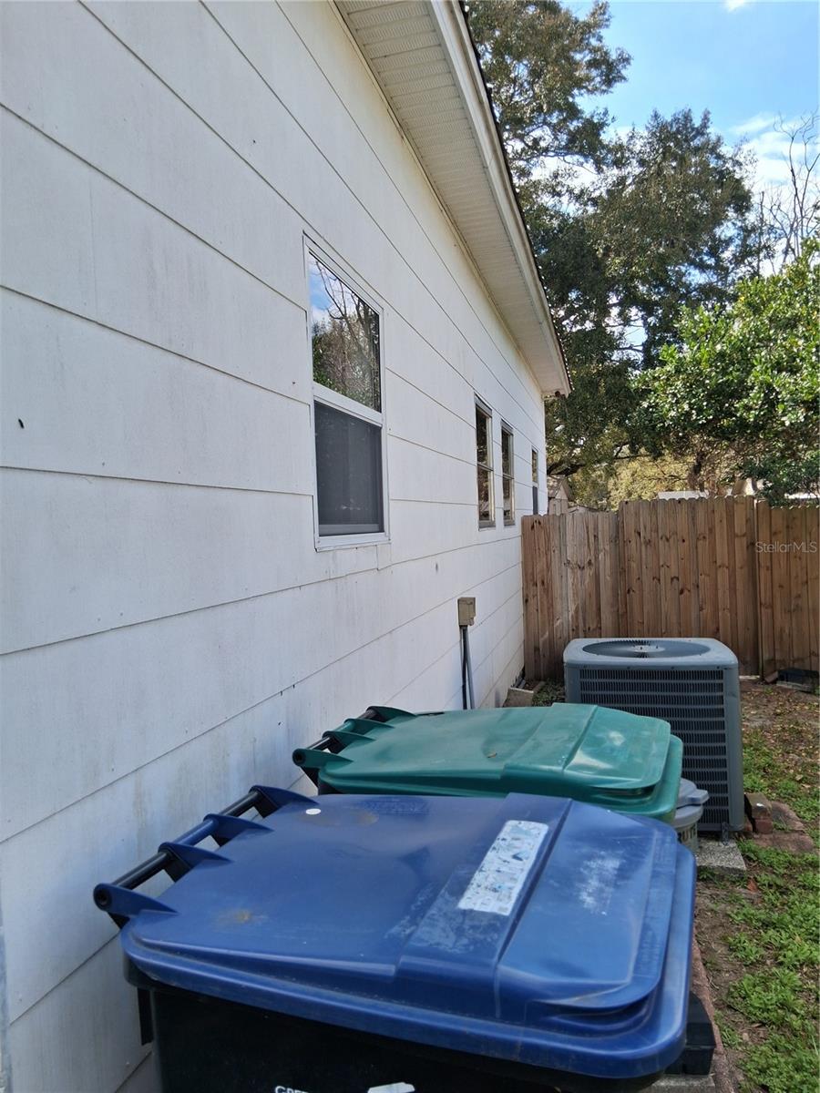 Image 19 of 22 For 9328 7th Avenue