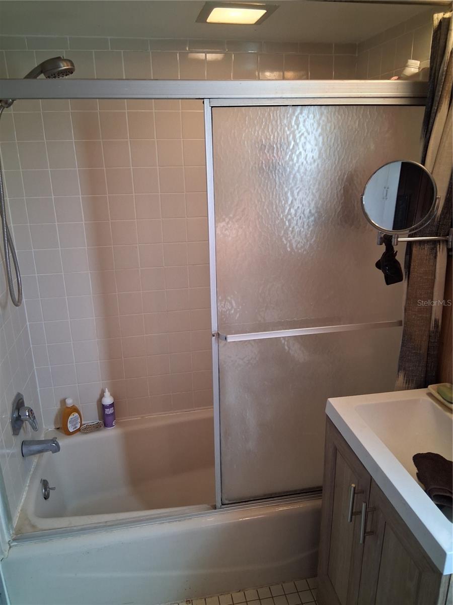 Image 5 of 22 For 9328 7th Avenue