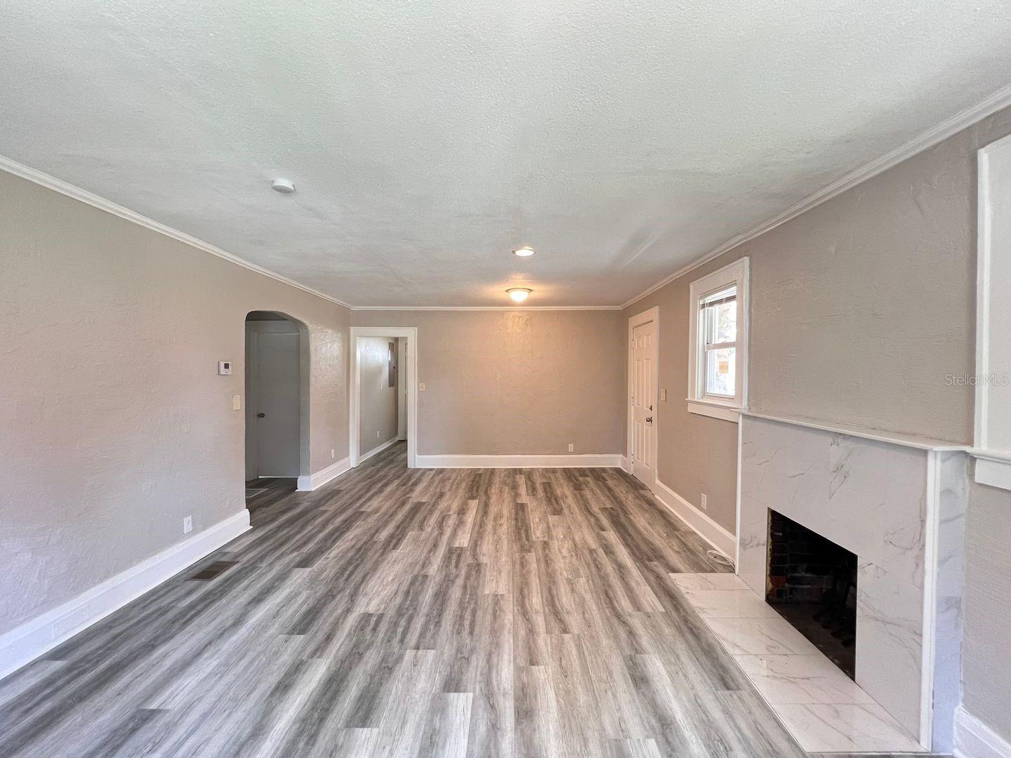 Image 6 of 9 For 1320 Webster Avenue