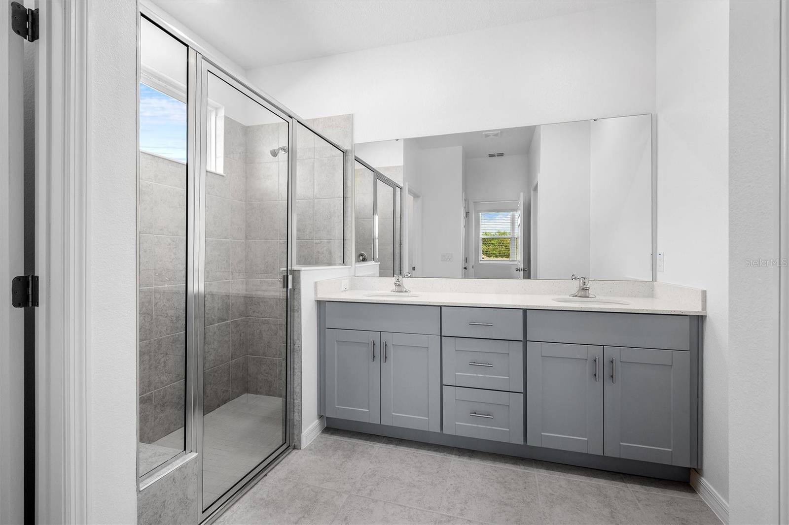 Image 34 of 36 For 3036 Suraj Circle