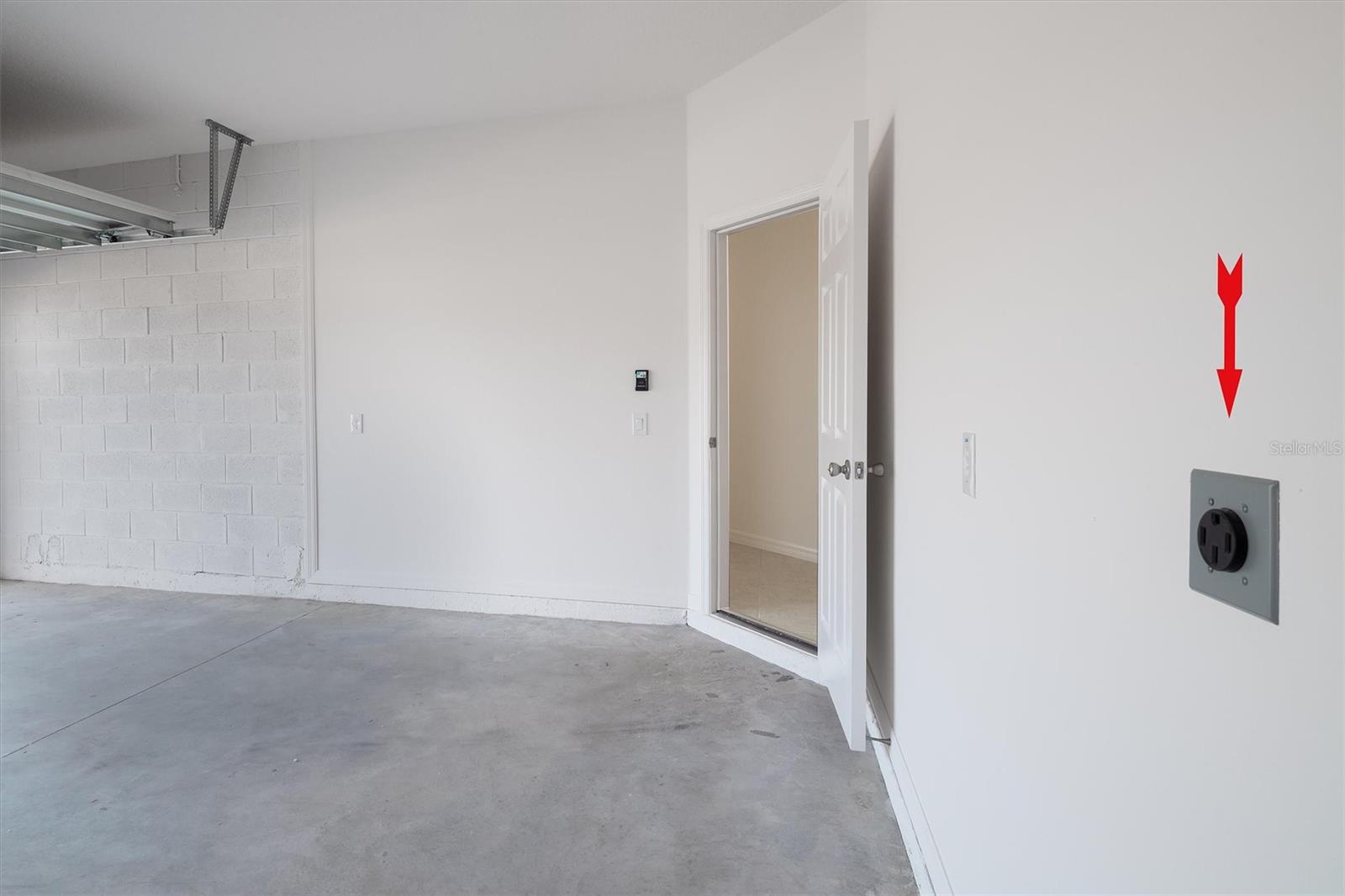 Image 36 of 36 For 3036 Suraj Circle