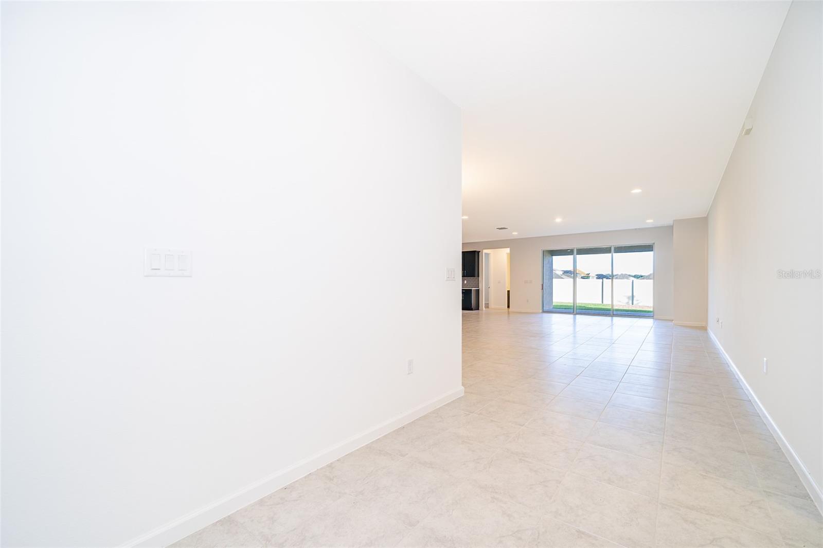 Image 6 of 32 For 4767 Cragmere Loop