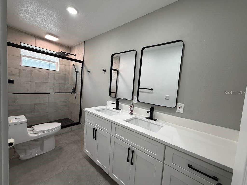 Image 13 of 22 For 1741 Lyndale Boulevard