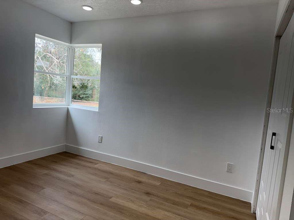 Image 15 of 22 For 1741 Lyndale Boulevard