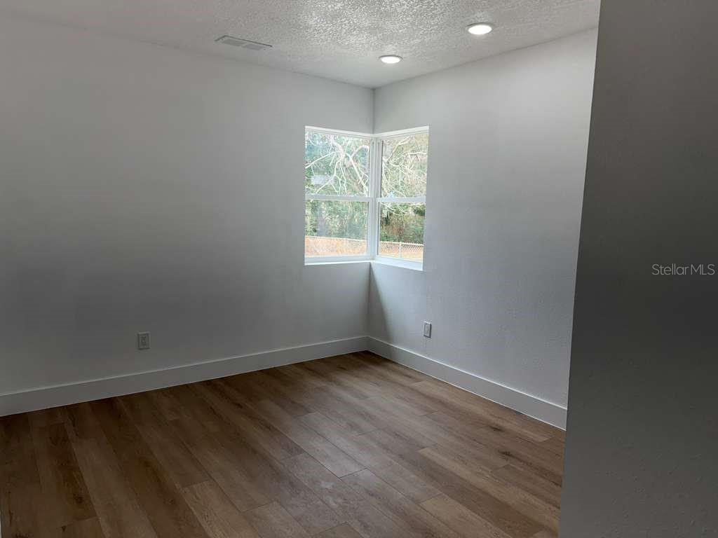 Image 16 of 22 For 1741 Lyndale Boulevard