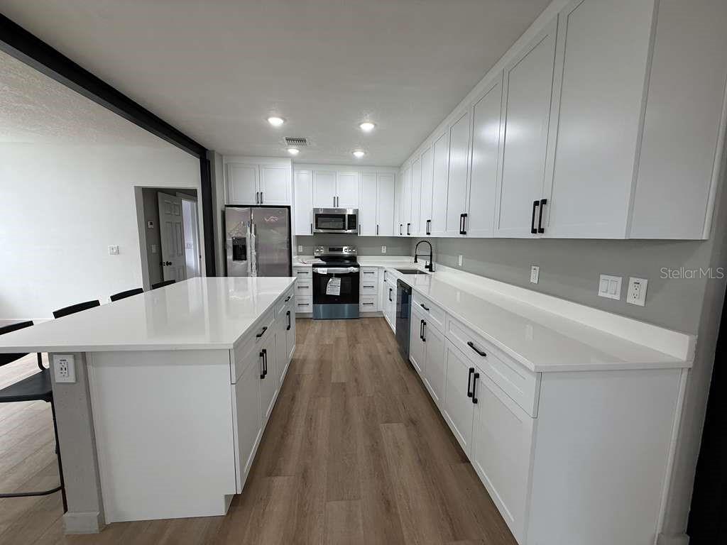 Image 6 of 22 For 1741 Lyndale Boulevard