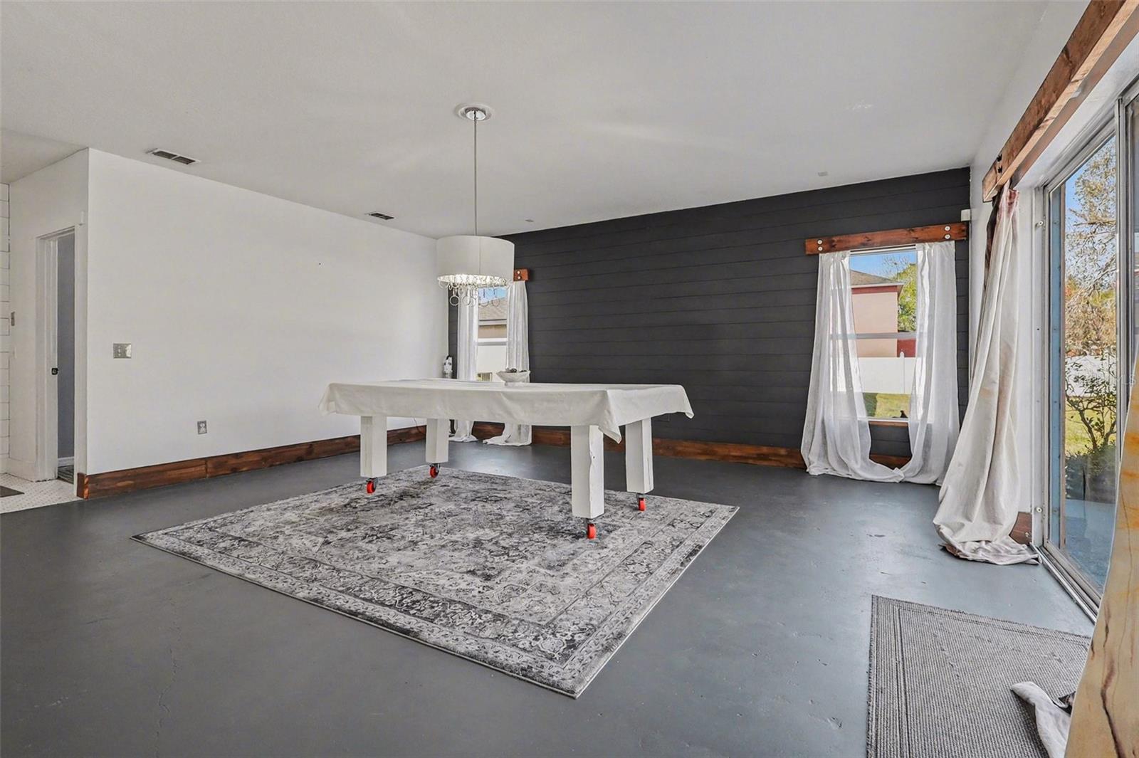 Image 13 of 28 For 548 Big Sioux Court