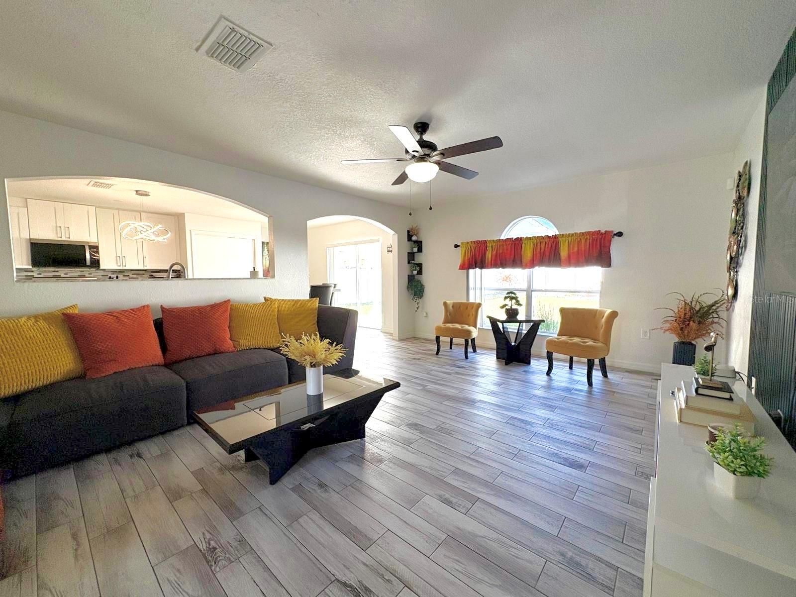 Image 16 of 56 For 3142 Whispering Trails Street