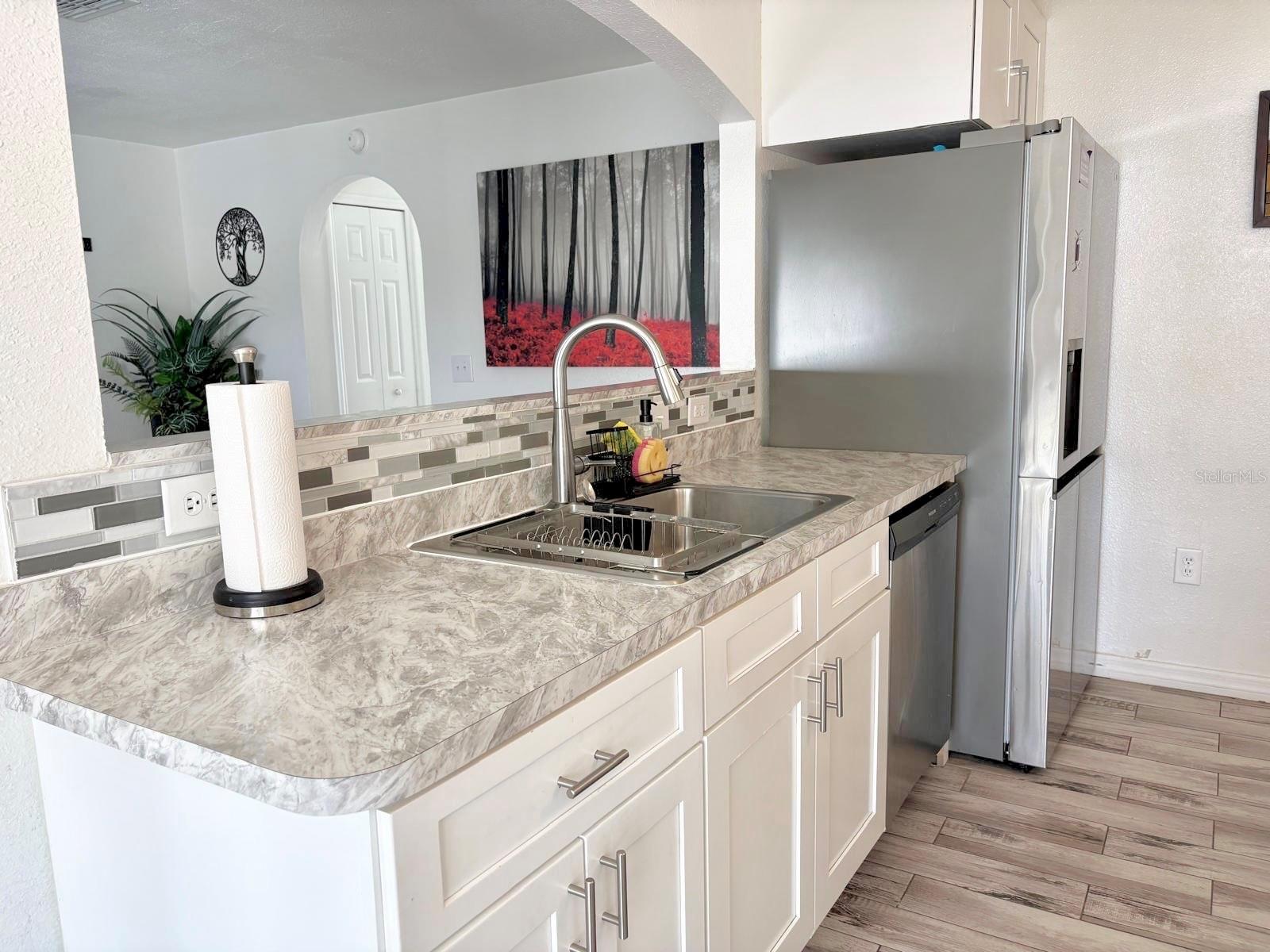 Image 20 of 56 For 3142 Whispering Trails Street