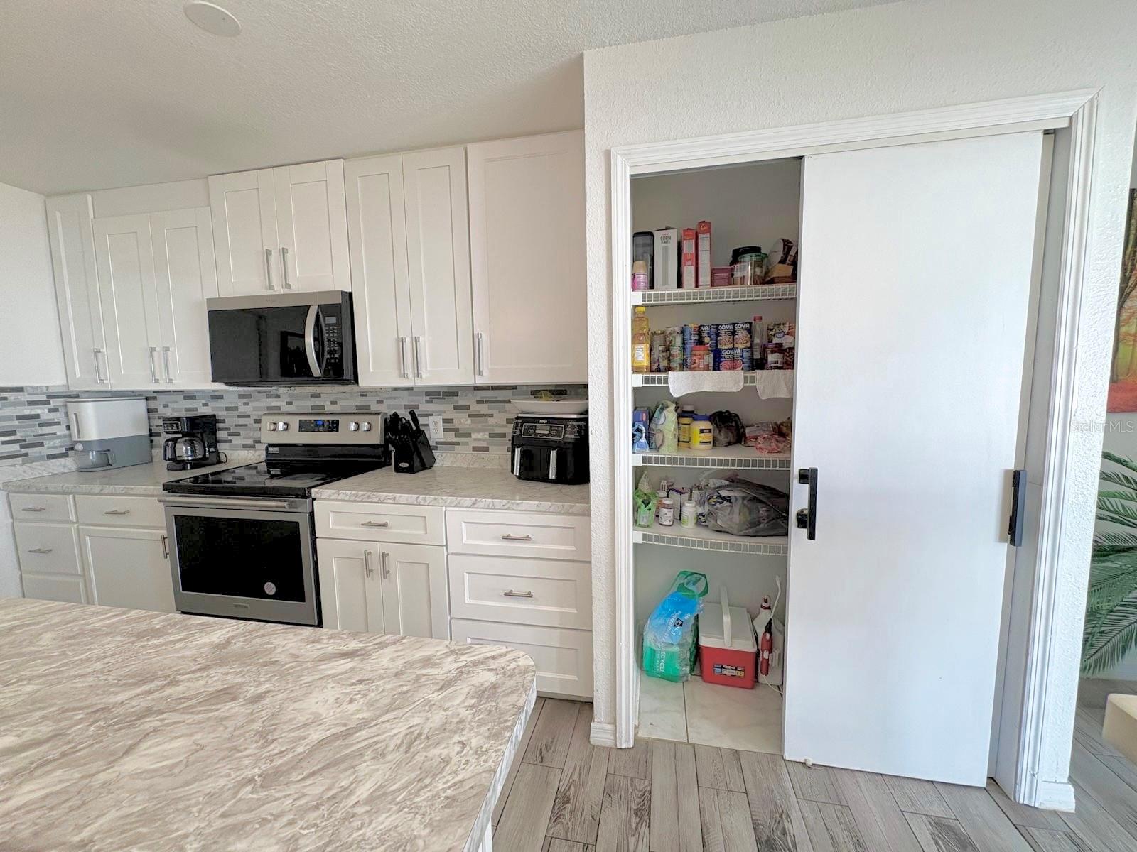 Image 26 of 56 For 3142 Whispering Trails Street