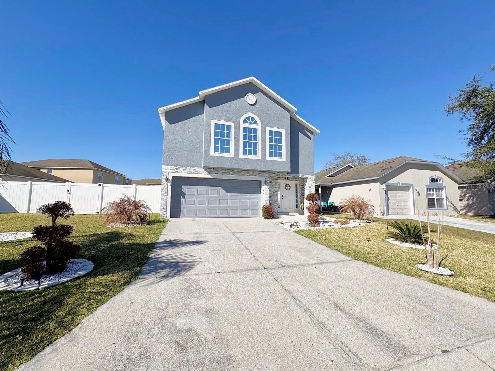 Image 3 of 56 For 3142 Whispering Trails Street