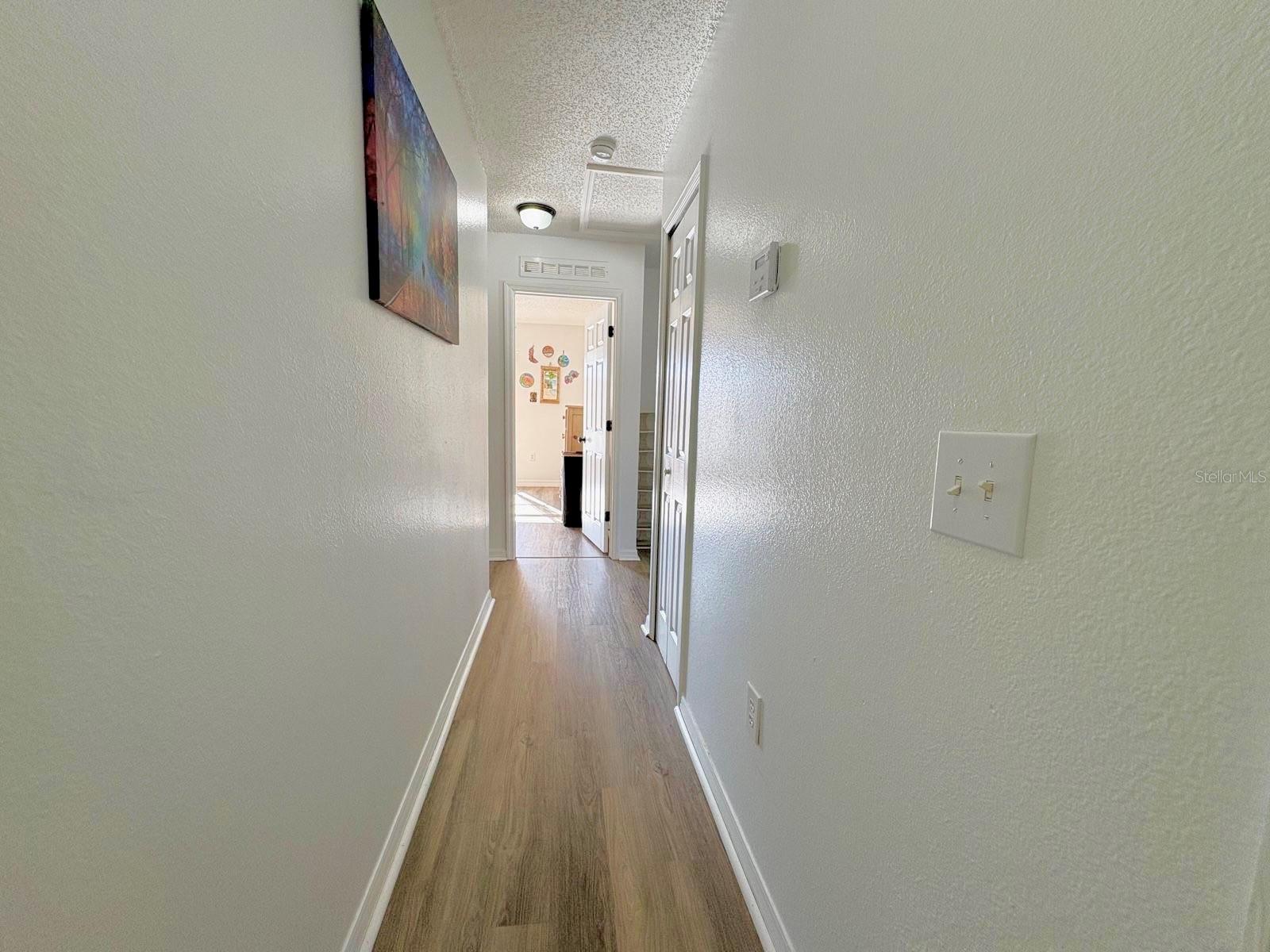 Image 31 of 56 For 3142 Whispering Trails Street