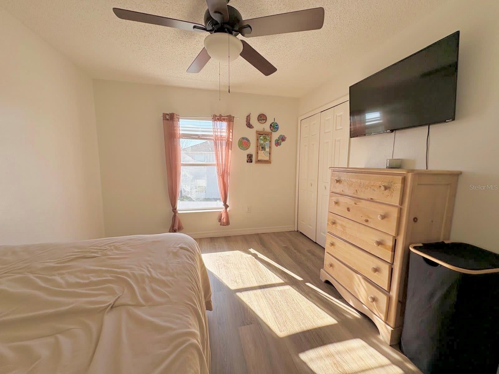 Image 41 of 56 For 3142 Whispering Trails Street