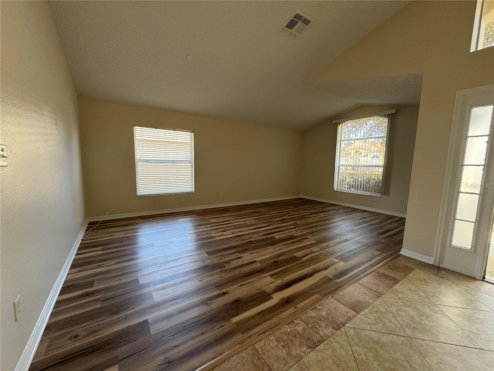 Image 2 of 13 For 4436 Middleburg Court